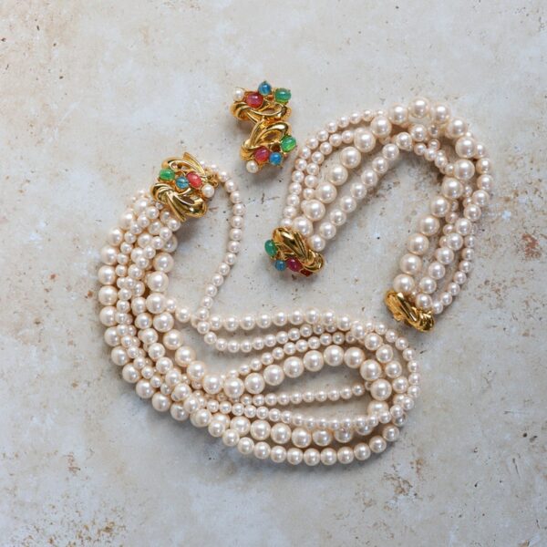 Vintage Colorful Lucite Cabochon Richelieu Signed Faux Pearls